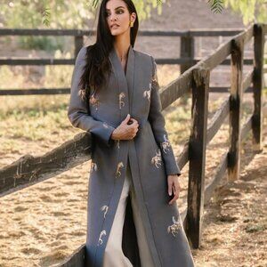 horse gray caftan
